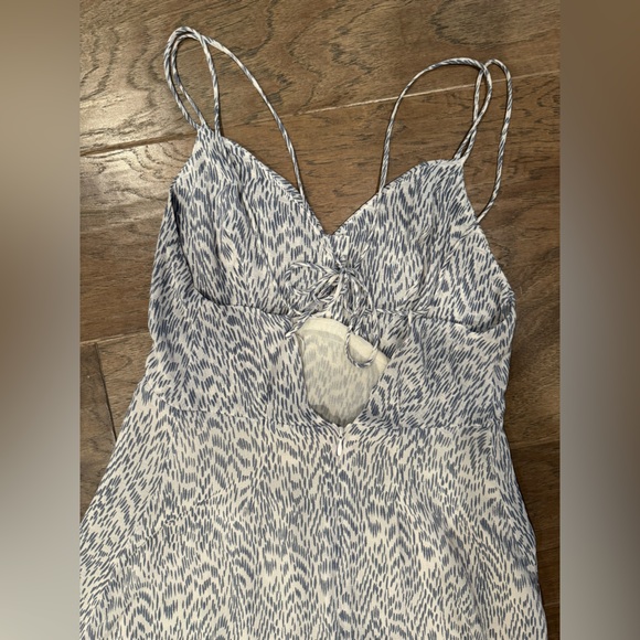 Urban Outfitters Sparklers Chiffon Midi Dress - Picture 8 of 9